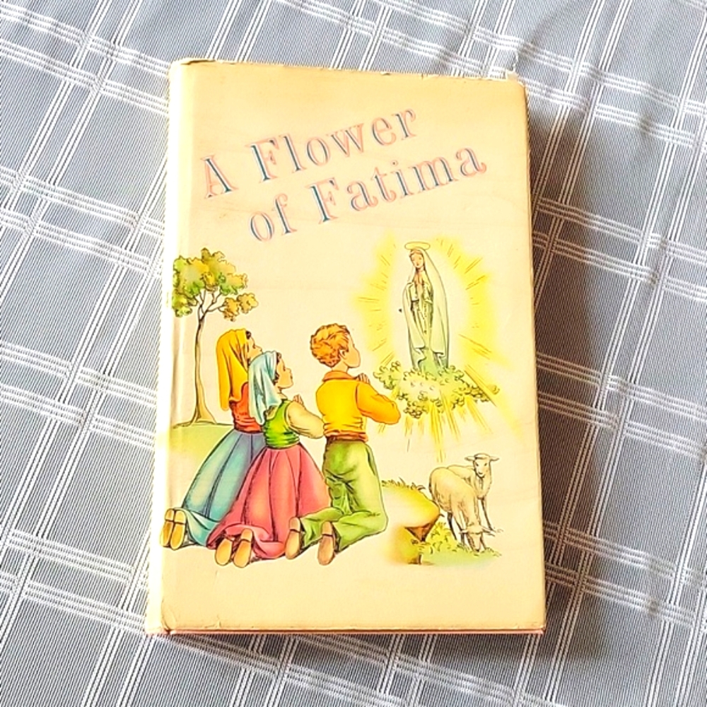 A Flower of Fatima 1957 St. Paul Edition